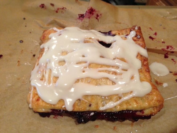 Pop Tart, poptart, frosted toaster pastry, glazed pastry, desserts, baking for kids, robertdeutsch